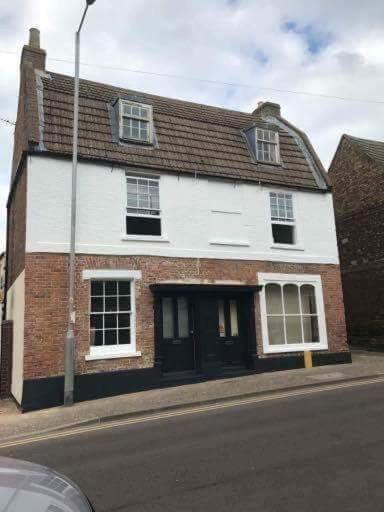 The Beehive, Ground Floor Apartment In Norfolk, No Shared Amenities Downham Market Dış mekan fotoğraf