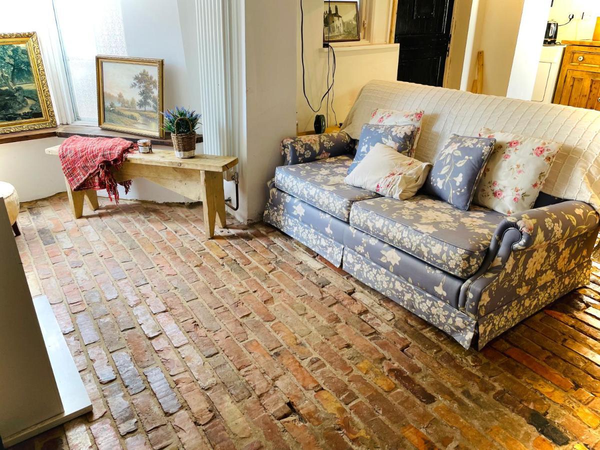 The Beehive, Ground Floor Apartment In Norfolk, No Shared Amenities Downham Market Dış mekan fotoğraf